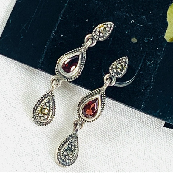 Dainty marcasite sterling post dangle earrings - Picture 5 of 7